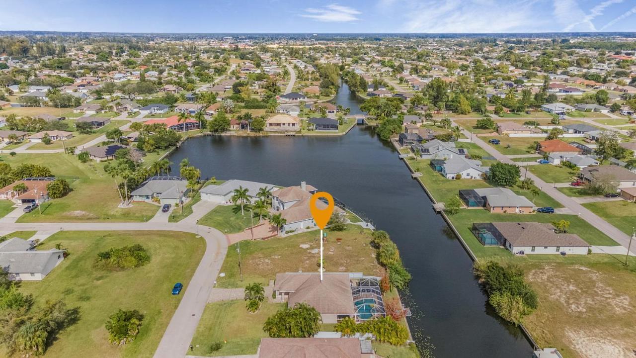 Villa Three Sisters - Roelens Vacations Cape Coral Bagian luar foto