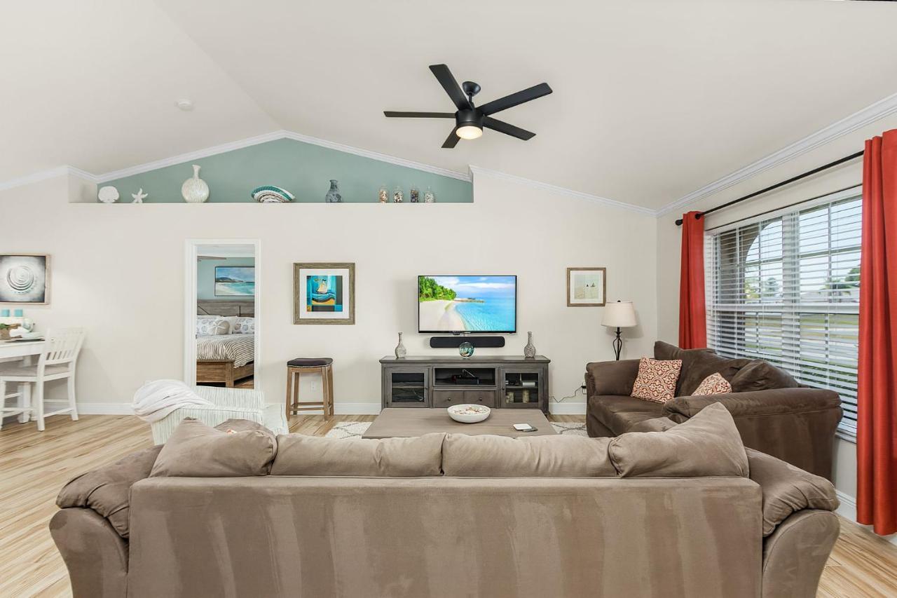 Villa Three Sisters - Roelens Vacations Cape Coral Bagian luar foto