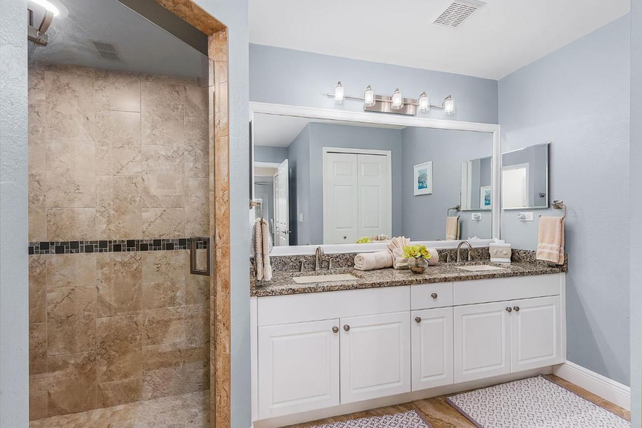 Villa Three Sisters - Roelens Vacations Cape Coral Bagian luar foto