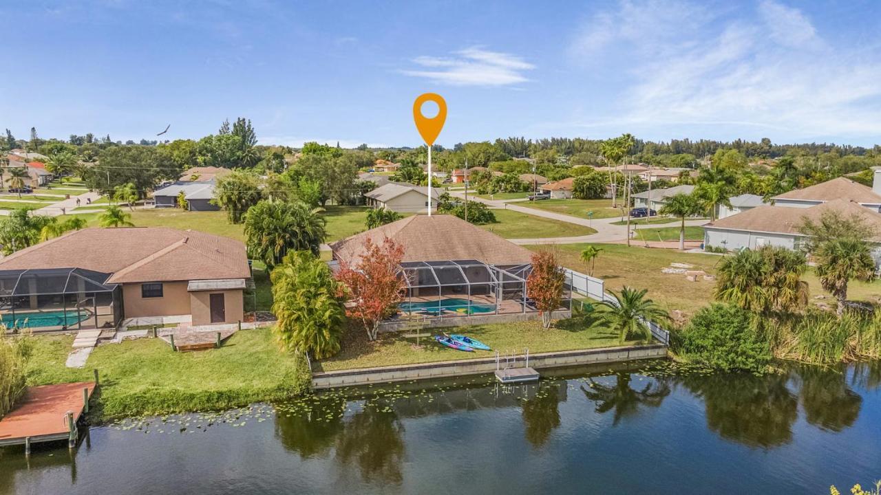 Villa Three Sisters - Roelens Vacations Cape Coral Bagian luar foto