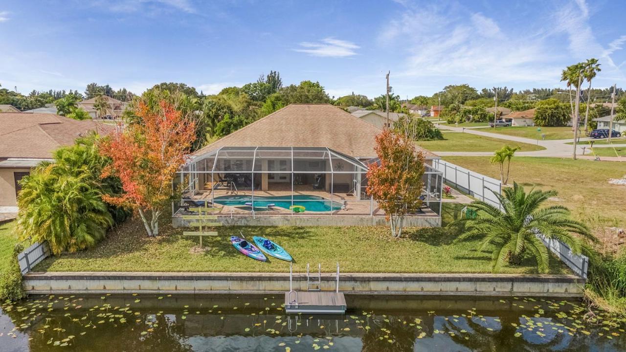 Villa Three Sisters - Roelens Vacations Cape Coral Bagian luar foto